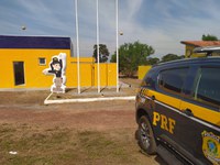 PRF realiza palestra sobre educação para o trânsito