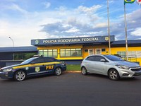 Onix com registro de furto/roubo é recuperado pela PRF na BR 050 em Uberaba (MG)