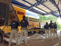 PRF apreende Cloridrato de Cocaína avaliado em cerca de R$ 99 milhões na BR-040, em Paracatu (MG)