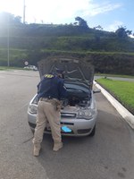 Após fuga, PRF prende homem com veículo clonado em Betim (MG)