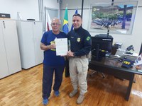 Policial Rodoviário Federal é homenageado em sua passagem para a aposentadoria