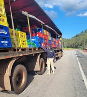 PRF prende quadrilha saqueando carga de bebidas na BR-381, em São Gonçalo do Rio Abaixo (MG)
