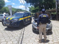PRF recupera caminhonete furtada no interior do estado de São Paulo
