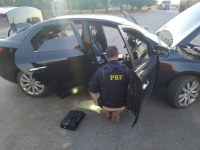 Em Bom Despacho (MG), PRF recupera de veículo roubado em Contagem (MG)