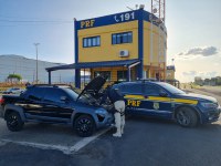 Em Uberlândia, PRF recupera carro furtado em Campinas (SP) há menos de 1 mês