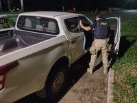 PRF em Três Marias (MG) recupera caminhonete L 200 Triton furtada na capital mineira