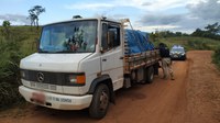 PRF recupera caminhão e carga roubados na BR 262