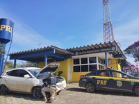 PRF recupera veículo furtado, ao atender acidente na BR 381 em Oliveira (MG)