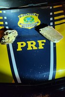 PRF prende homem com pasta base de cocaína em Patos de Minas (MG)