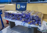 PRF apreende cerca de 100 kg de maconha na BR-365, em Uberlândia (MG)