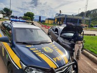 Fiat Strada furtada é recuperada pela PRF na BR 381 em Betim (MG)