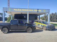 Toyota Hilux furtada em Belo Horizonte (MG) é recuperada pela PRF na BR-381