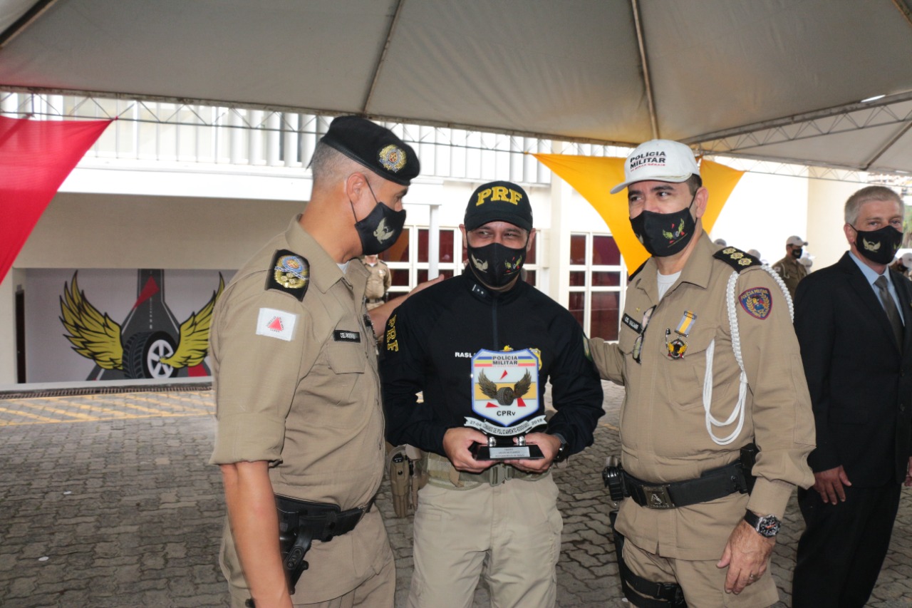 Prf é Homenageada Pelo Comando De Policiamento Rodoviário De Minas Gerais Cprv — Polícia 8544
