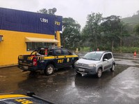 PRF intercepta trio de estelionatários em Manhuaçu (MG)