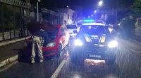 PRF recupera carro roubado em Pouso Alegre (MG)