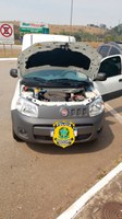 PRF recupera veículo furtado e prende assaltantes de carga em Betim (MG)