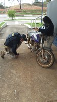 PRF apreende motocicleta clonada após acidente em Juatuba (MG)