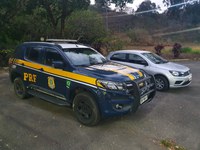PRF em Manhuaçu (MG) recupera veículo roubado