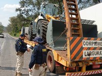 PRF em Minas Gerais flagra caminhões transportando mais de 1 milhão de quilos em excesso de peso