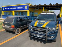 PRF recupera veículo roubado em Poços de Caldas (MG)