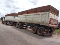 PRF apreende 72 m³ de madeira sendo transportados ilegalmente, em Capanema/PA