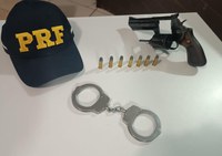 PRF apreende arma de fogo municiada, em Itaituba/PA