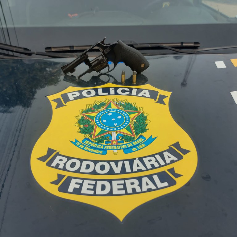 PRF apreende arma de fogo, em Anapu/PA