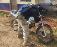 PRF apreende motocicleta adulterada, em Medicilândia/PA