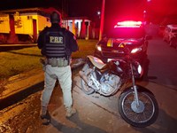 PRF recupera motocicleta roubada, em Novo Repartimento/PA
