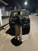 PRF prende homem com mandado de prisão em aberto por roubo, em Trairão/PA