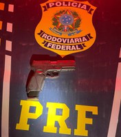 PRF apreende arma de fogo e munições, em Castanhal/PA