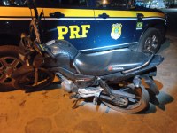 PRF recupera motocicleta roubada, em Mãe do Rio/PA