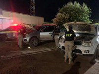 PRF recupera dois veículos roubados, em Itaituba/PA