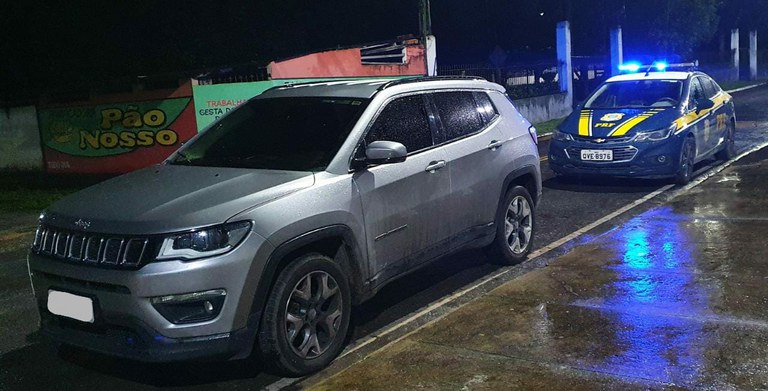 Em São Miguel do Guamá PA, a PRF recupera veículo roubado.jpeg