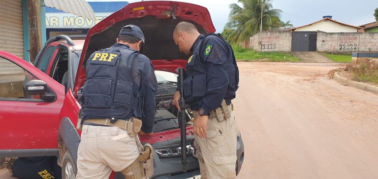 Em Anapú (PA), a PRF recupera veículo e prende homem por receptação