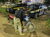 PRF apreende motocicleta adulterada, em Altamira/PA