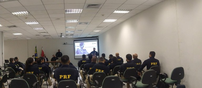 Polícia Rodoviária Federal realiza Nivelamento Operacional de Combate aos Crimes Contra os Direitos Humanos, em Belém/PA.