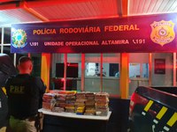 PRF apreende 205 quilos de Cocaína escondidos em caminhão boiadeiro, em Altamira/PA