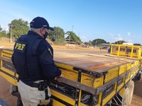 PRF apreende 7m³ de madeira sendo transportada ilegalmente, em Dom Eliseu/PA