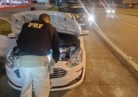 Carro roubado há cinco meses é recuperado pela PRF em João Pessoa/PB