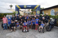 PRF na Paraíba realiza grande festa para crianças e adolescentes em tratamento de câncer e entrega doações