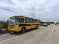 ﻿  Ônibus Escolar é flagrado fazendo transporte irregular de passageiros no município de Mamanguape/PB