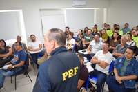 PRF promove palestras sobre transporte escolar em cidades paraibanas e reúne mais de 150 participantes