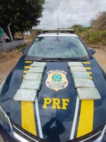 Ação conjunta entre PRF e Polícia Militar tira de circulação 10kg de crack em Santa Rita-PB