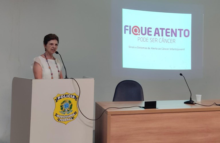 PRF recebe palestra da fundadora do GAC durante encontro em PE