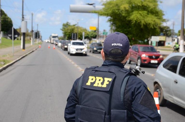 PRF encerra Operação Eleições com seis pessoas detidas por crime eleitoral em Pernambuco