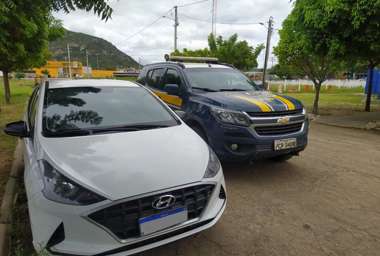 Homem aluga carro e acaba na delegacia por apropriação indébita