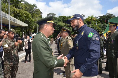 Apoio do Comando do Exército Brasileiro