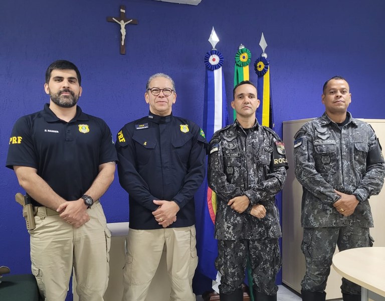PRF recebe visita institucional do comandante da ROCAM-PE