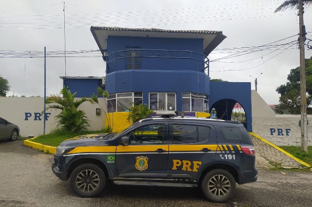 Carro roubado em Catende é recuperado pela PRF em Caruaru